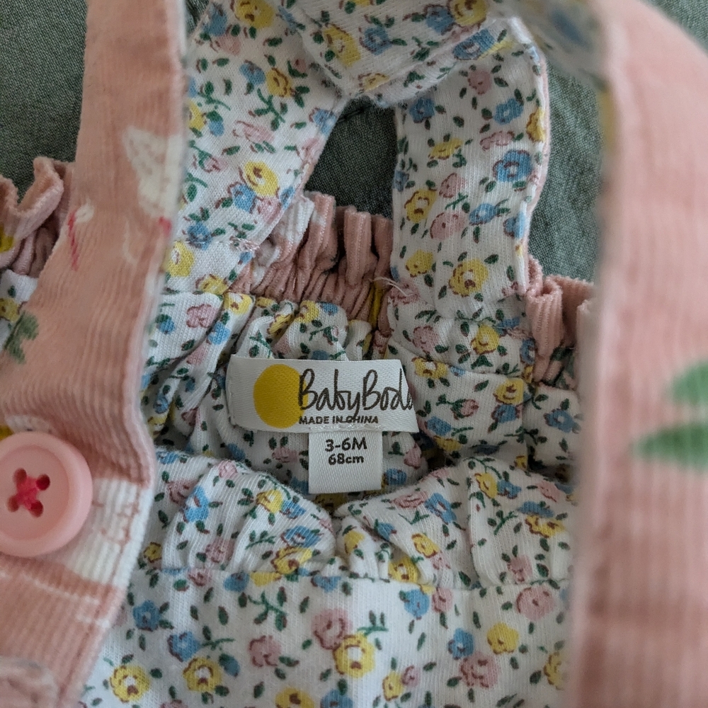 Baby Boden corduroy romper 3-6 mo - Picture 3 of 3
